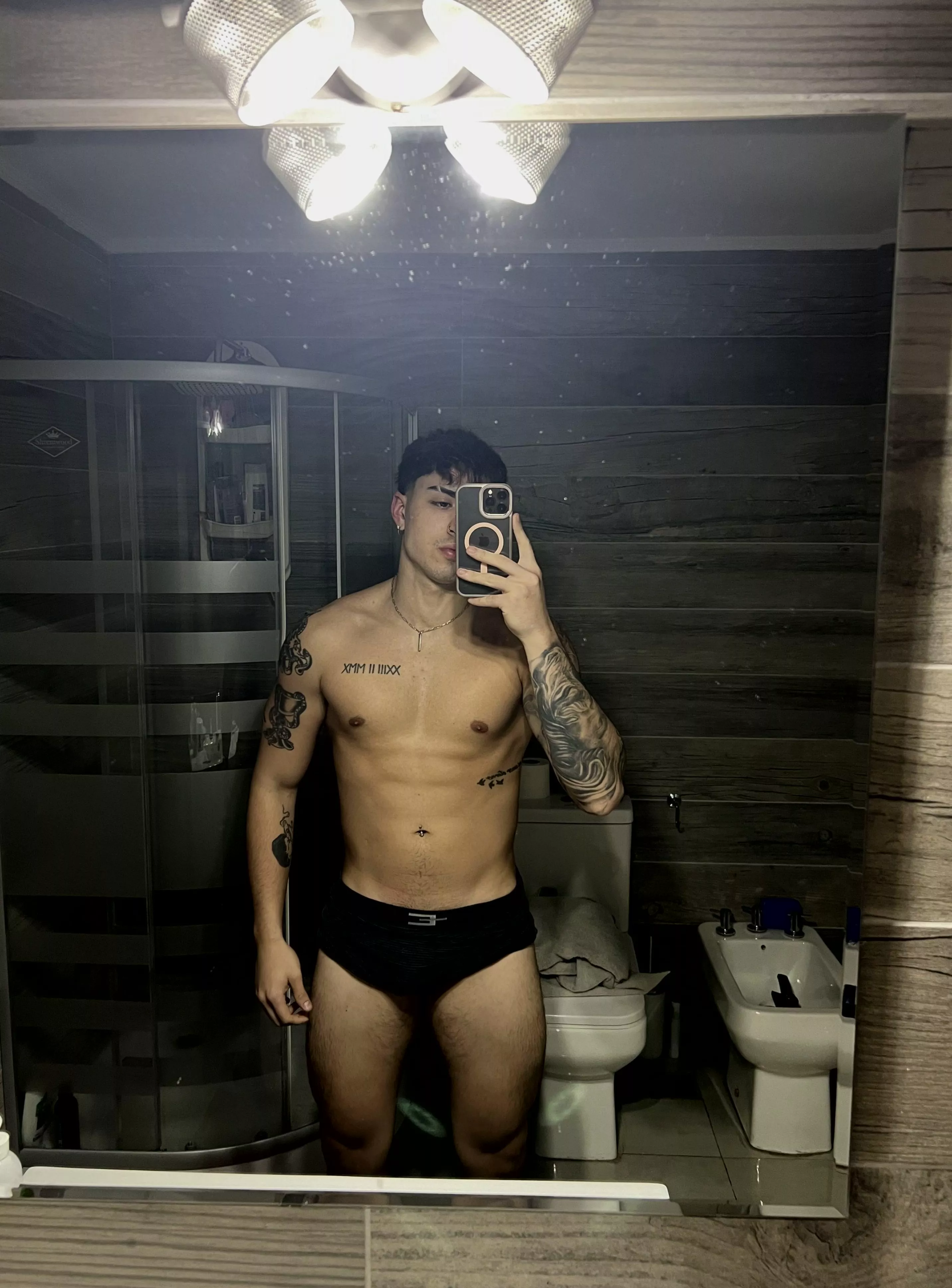 [23] savor my chiseled abs: dare to resist? 