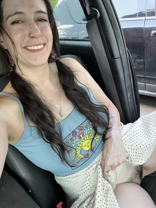 I makes me sad how many men have told me they wouldn’t eat me out because I have a hairy pussy 