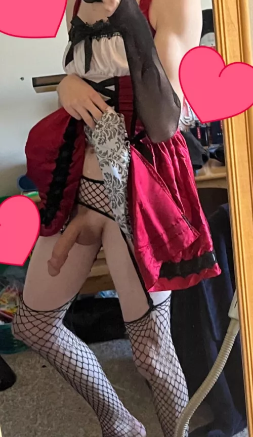 (I’m back!!!) My girlcock has grown since last time I was on here 🫣❤️