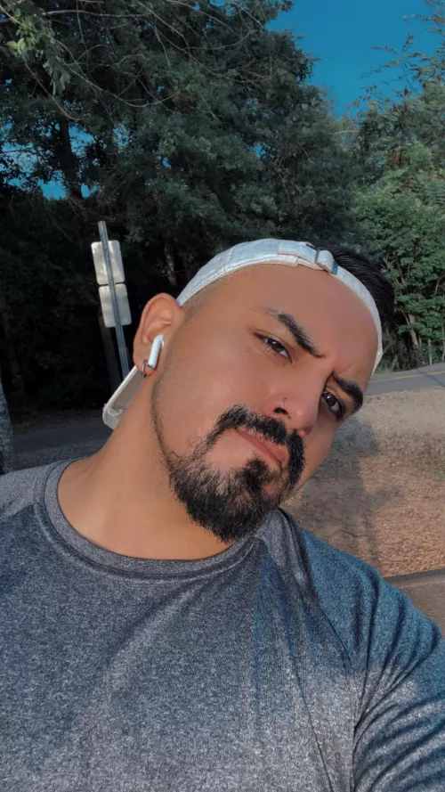 Just a guy with a huge crush for Mauga ☺️