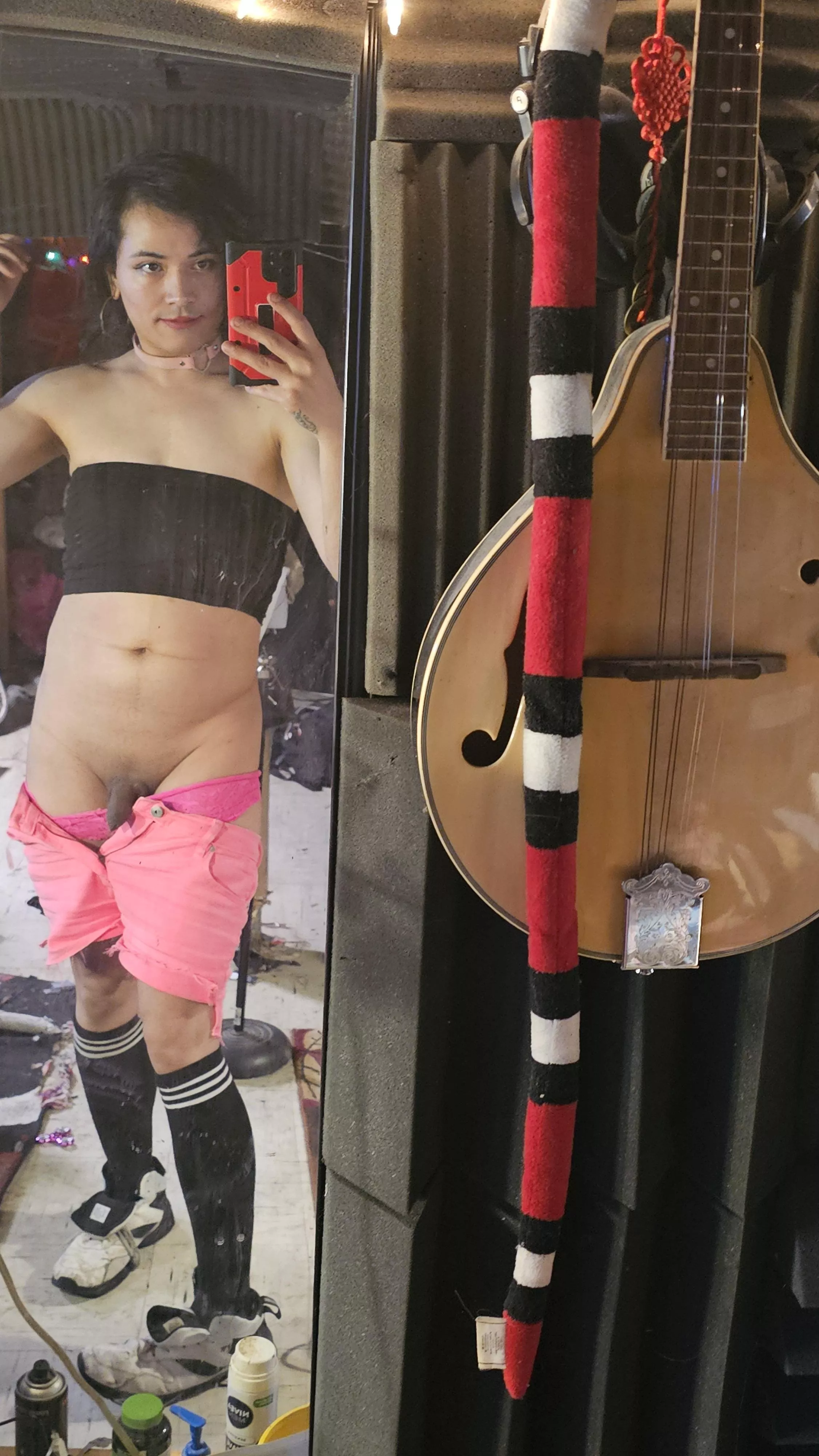 Kiss a Filipina today!