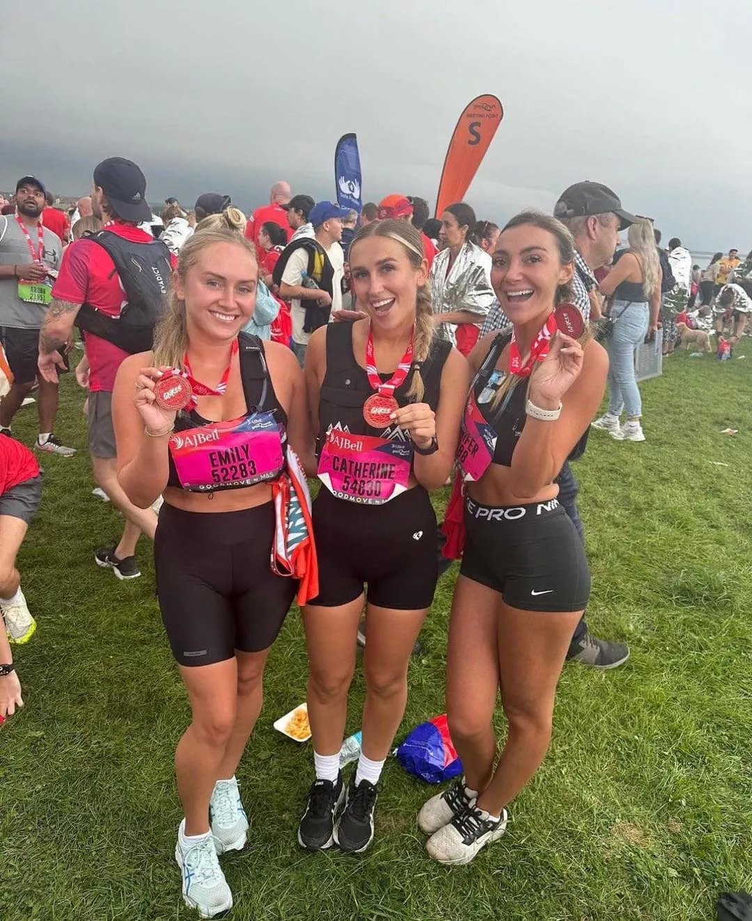 Line up these race girls