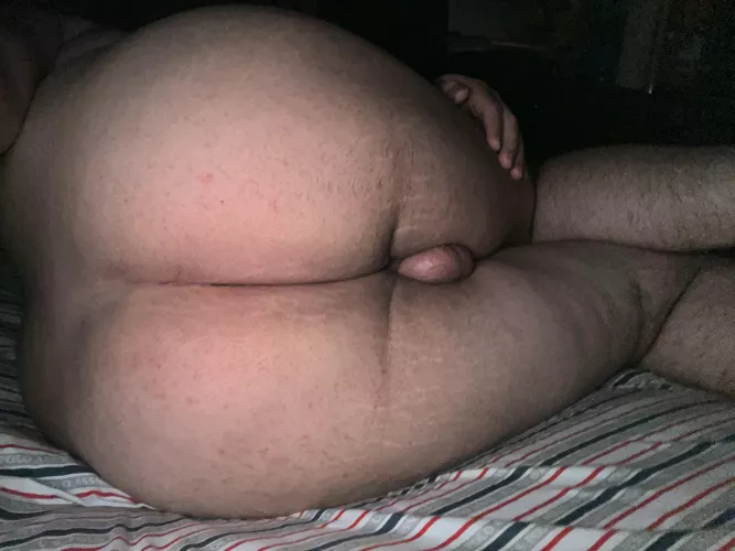 Love how plump my ass looks don’t u want to fuck it