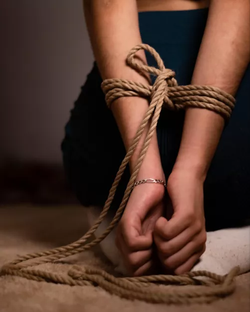 Sometimes the simple it's the most complicated (Double collum tie)