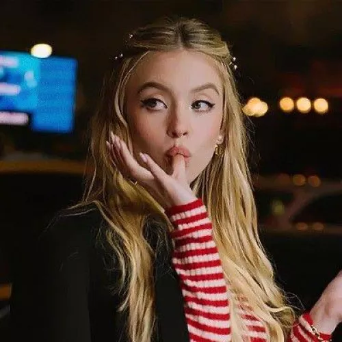 Sydney Sweeney needs sucking