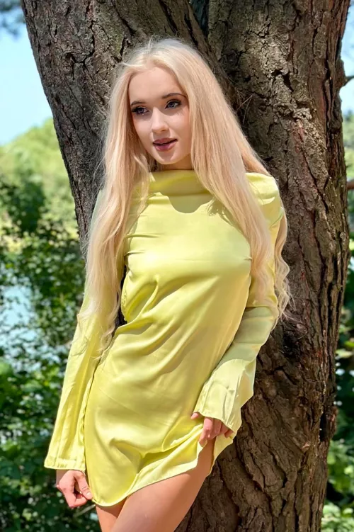 There are no better clothes to stay fresh on hot days