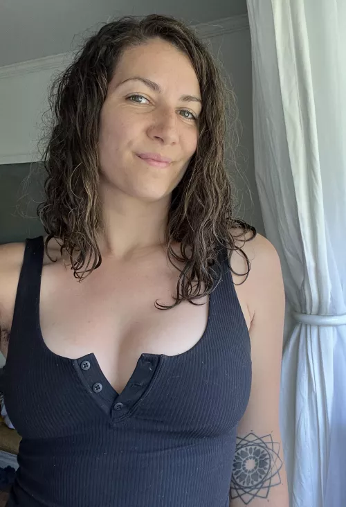 This tank top was made for no bra