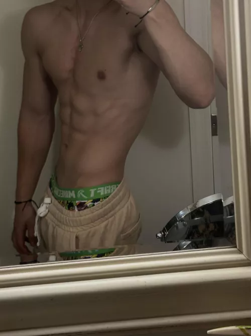 [18] Who like s Minecraft  