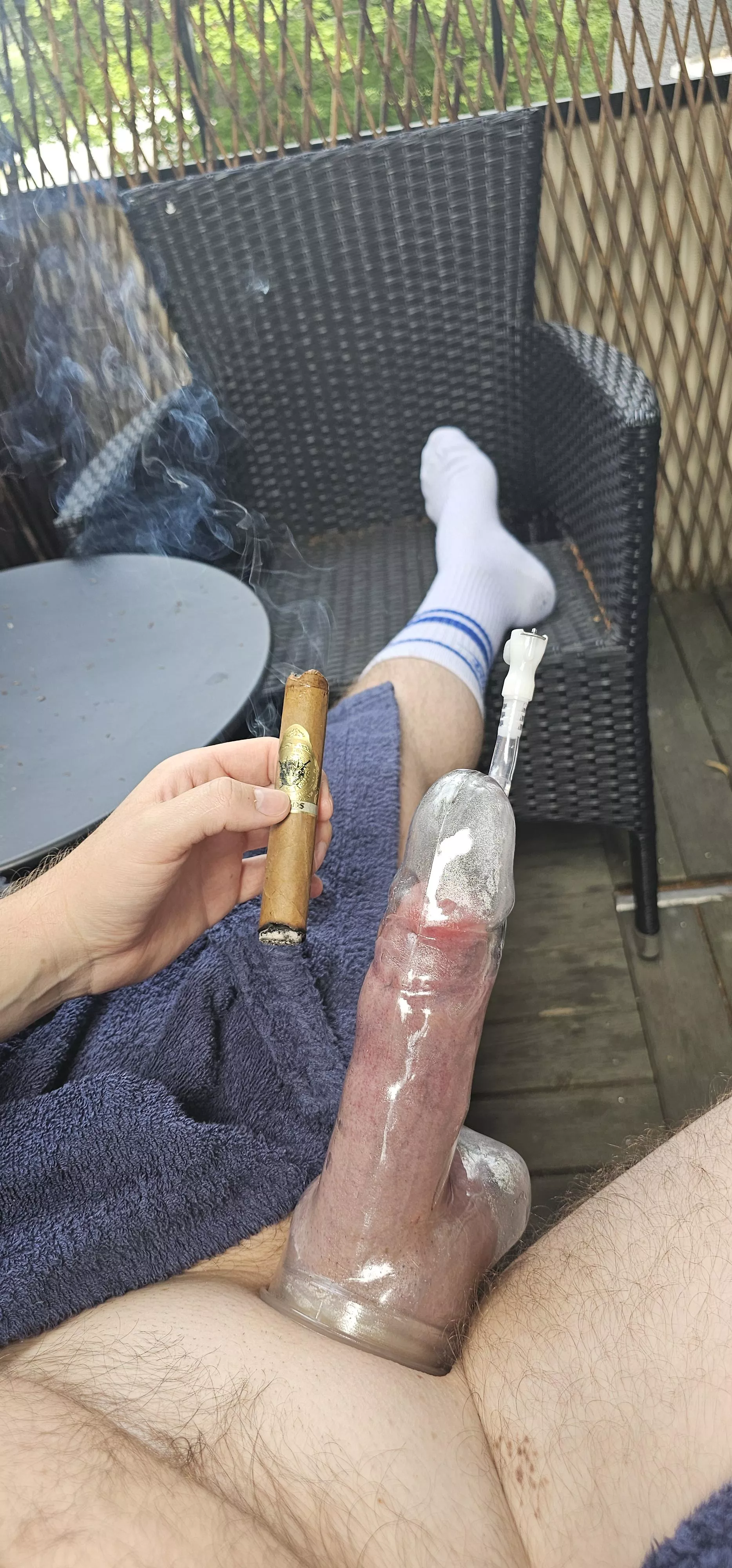 Cigarr and pump is awesome combo 🥵 🇸🇪