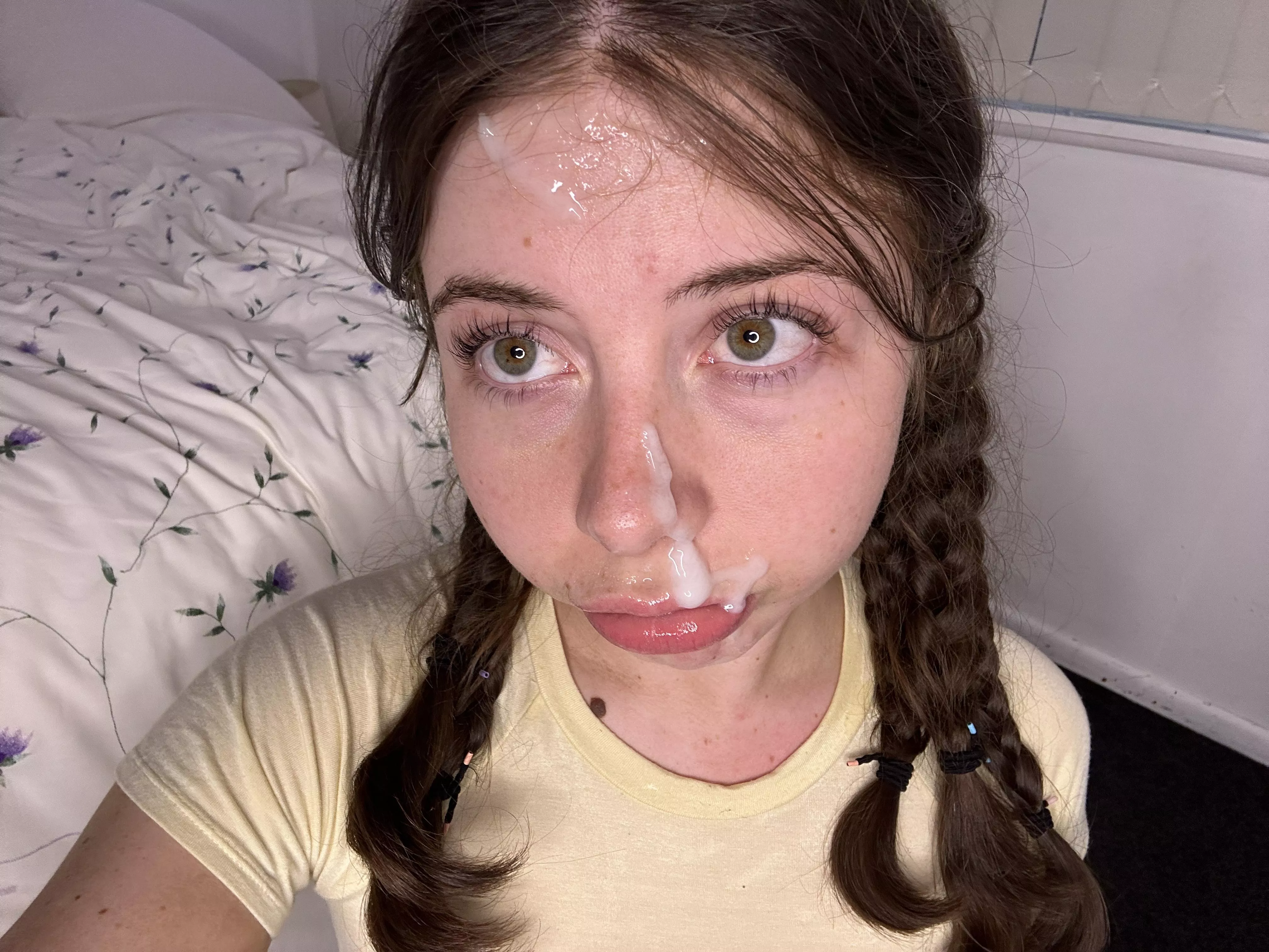 i feel so much prettier with jizz on my face

