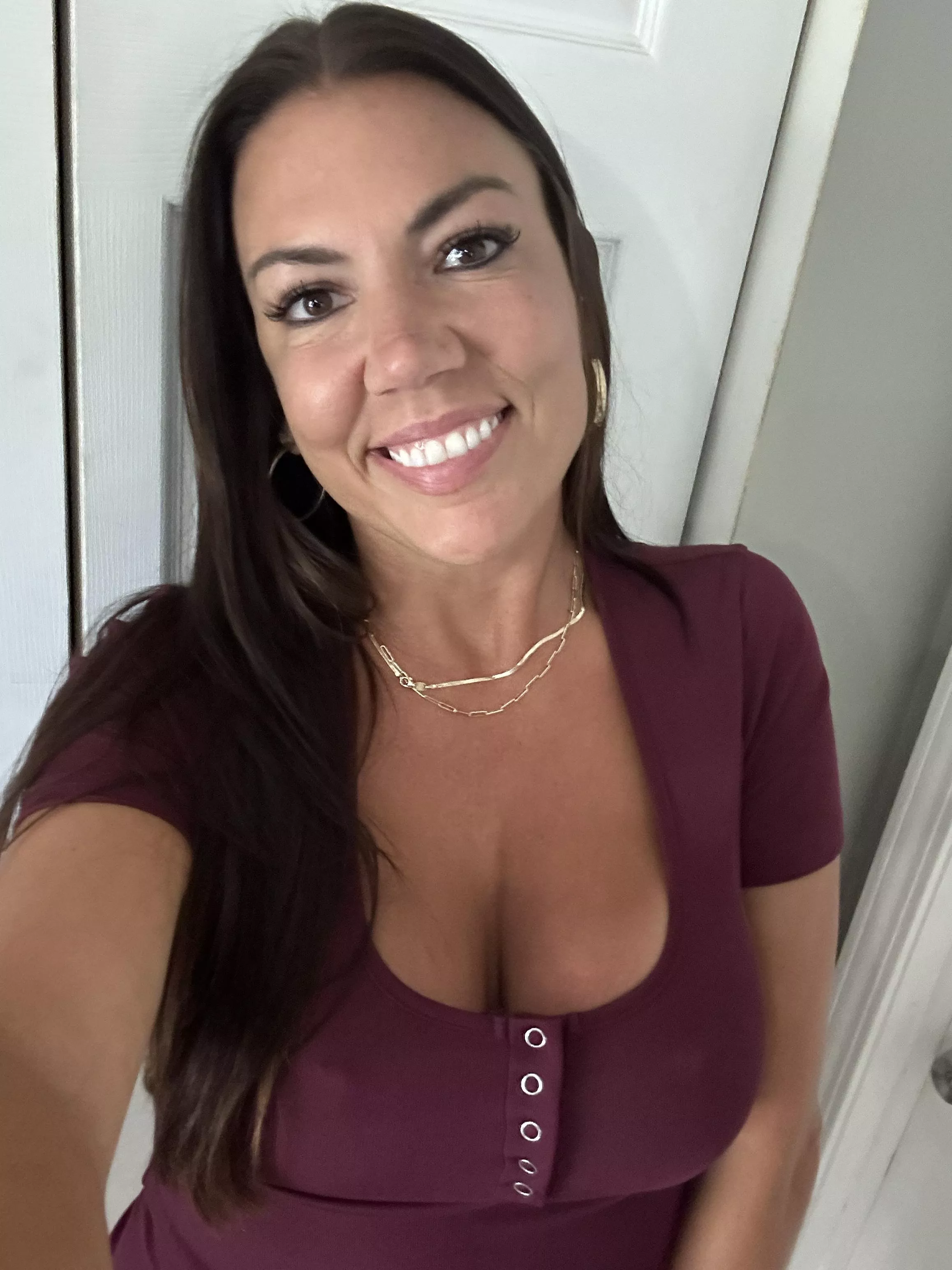 I hope you still like outfits with moderate cleavage