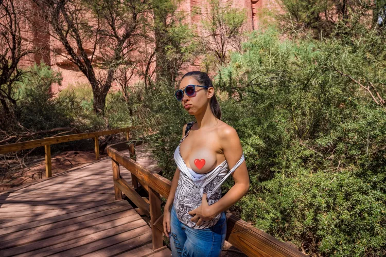 Love travelling (and flashing)