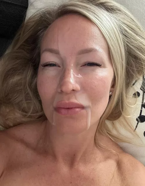 My face looks better covered in cum
