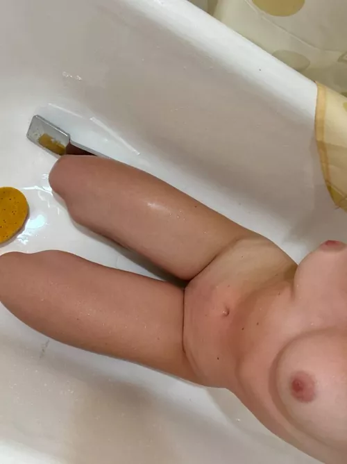 My little boobs like to be in your face