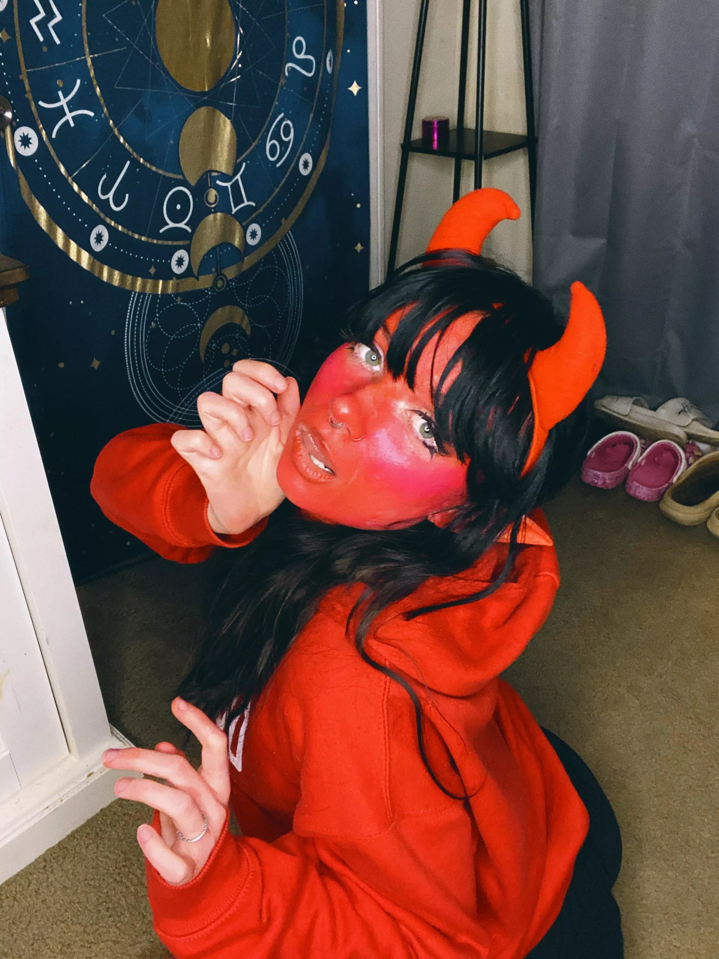 The bangs tie it all together ;) 