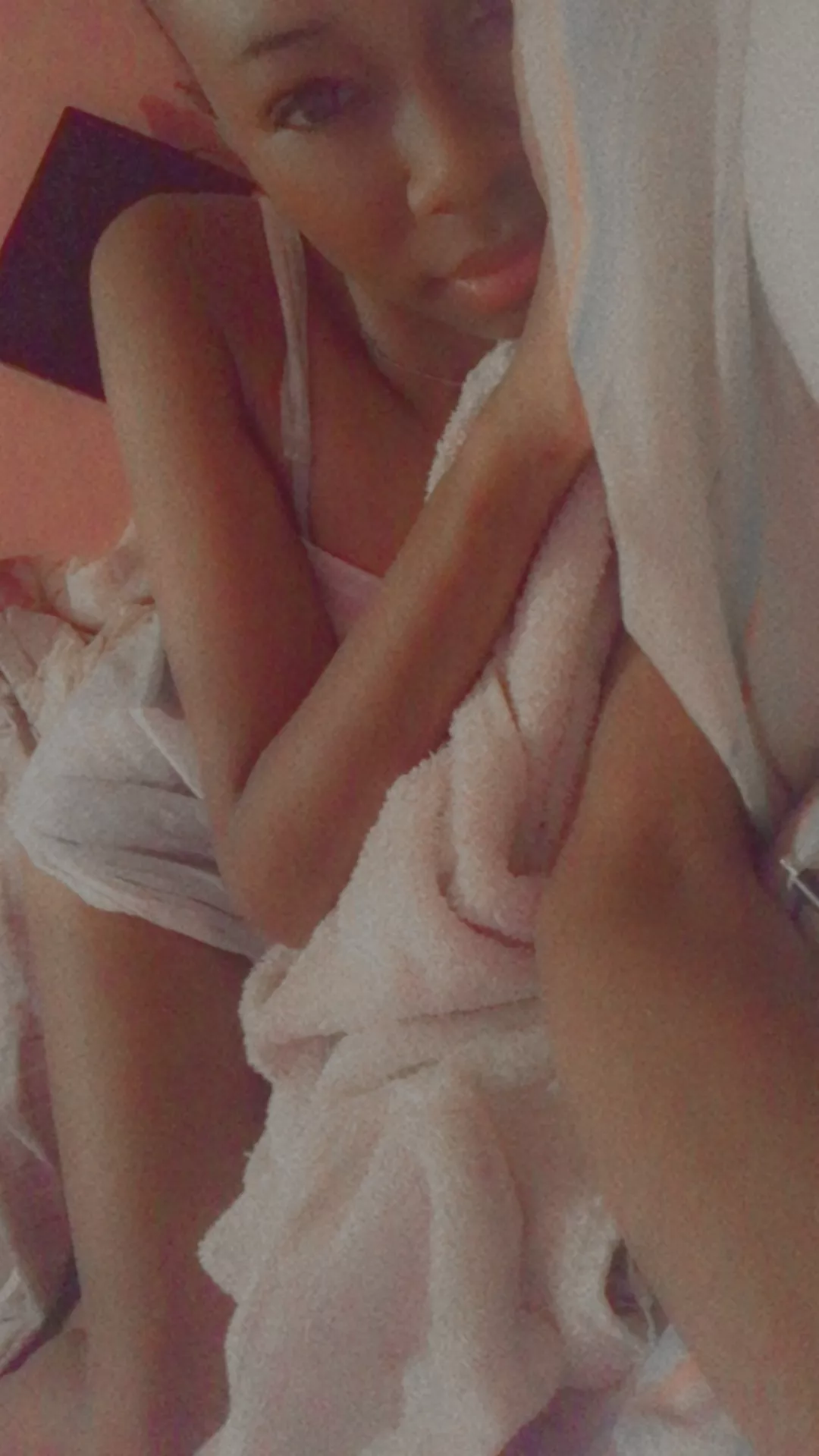 Would rather be snuggling with daddy but we are long distance!! 😣