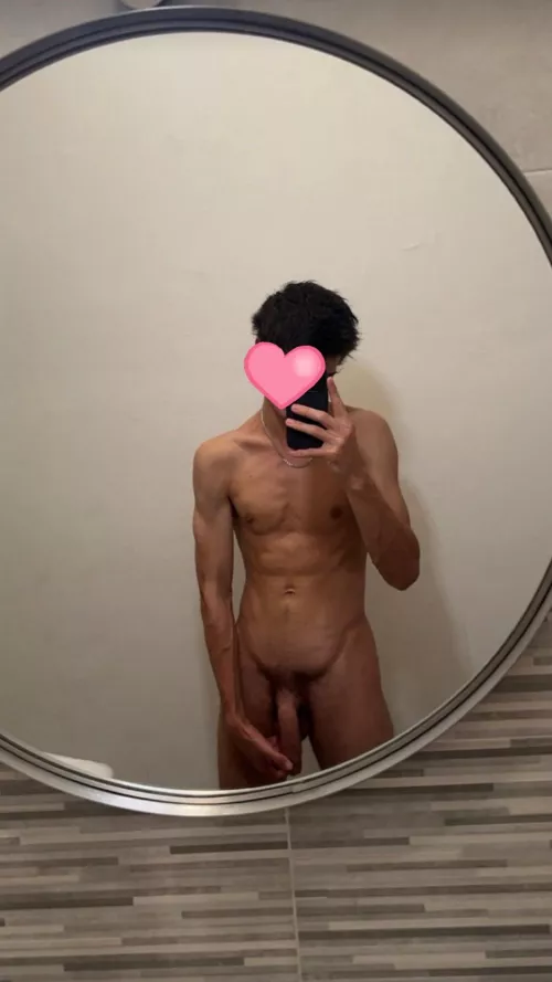 19yr old fit Aussie 
