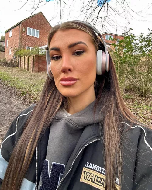 Am I classy girlfriend?