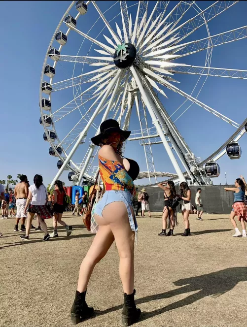 Loved having my ass on full display [oc]