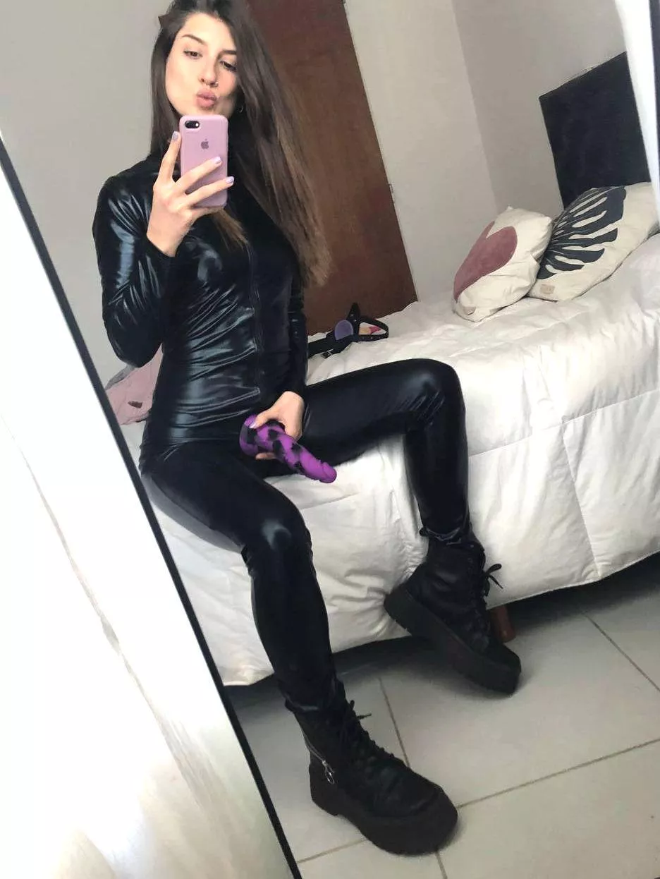 My love language is strapon