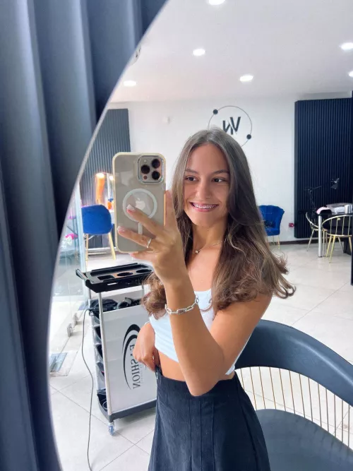 My new hair cute 😍😍 I hope you have a good day