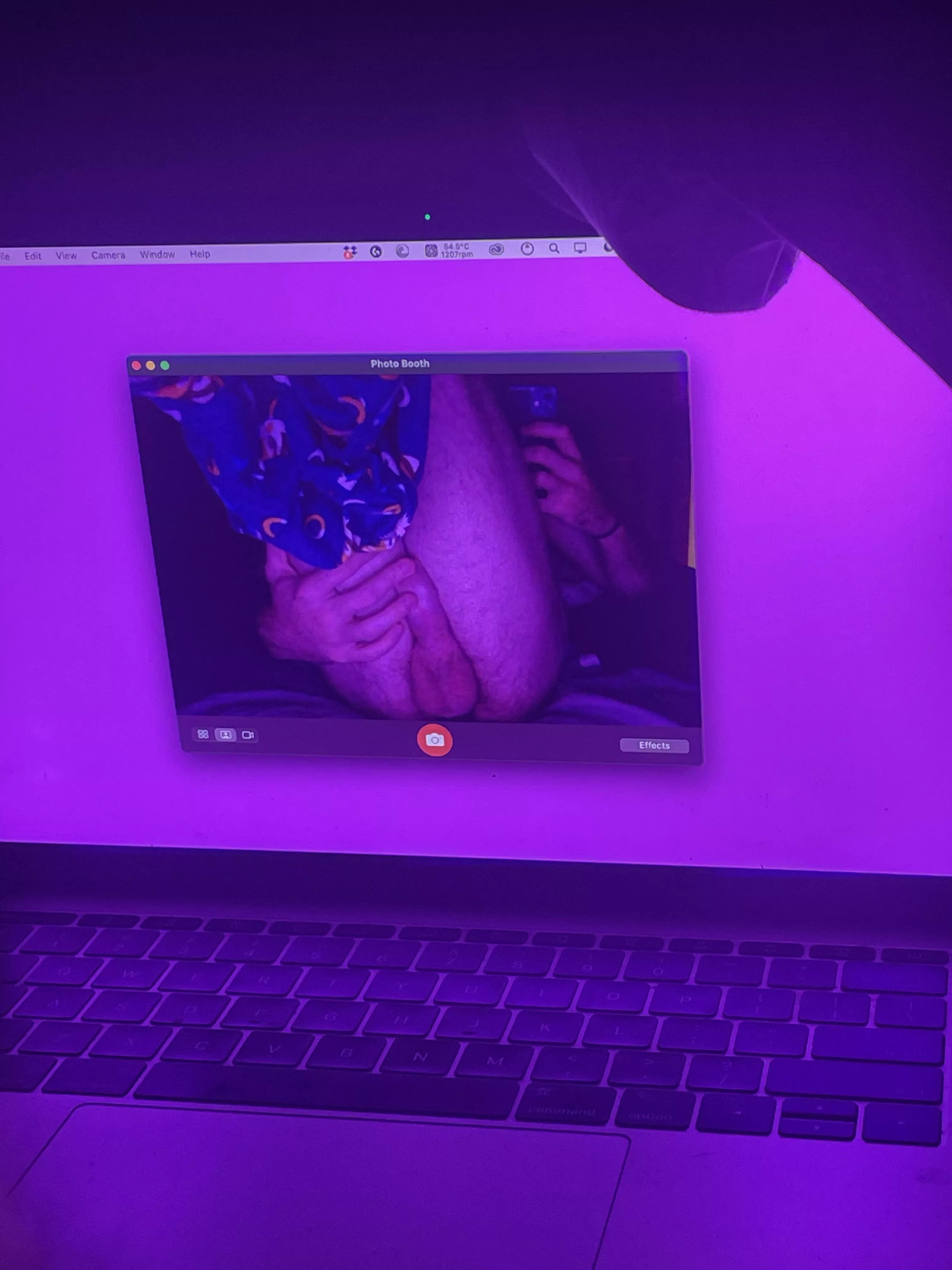 *technically* an ass pic  