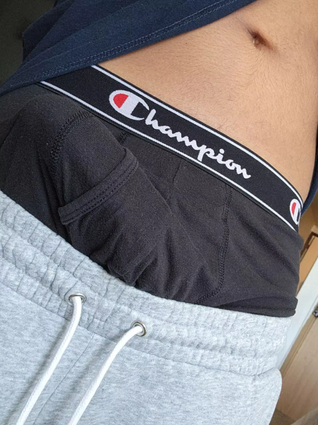 This is why I hate wearing Grey sweatpants :(