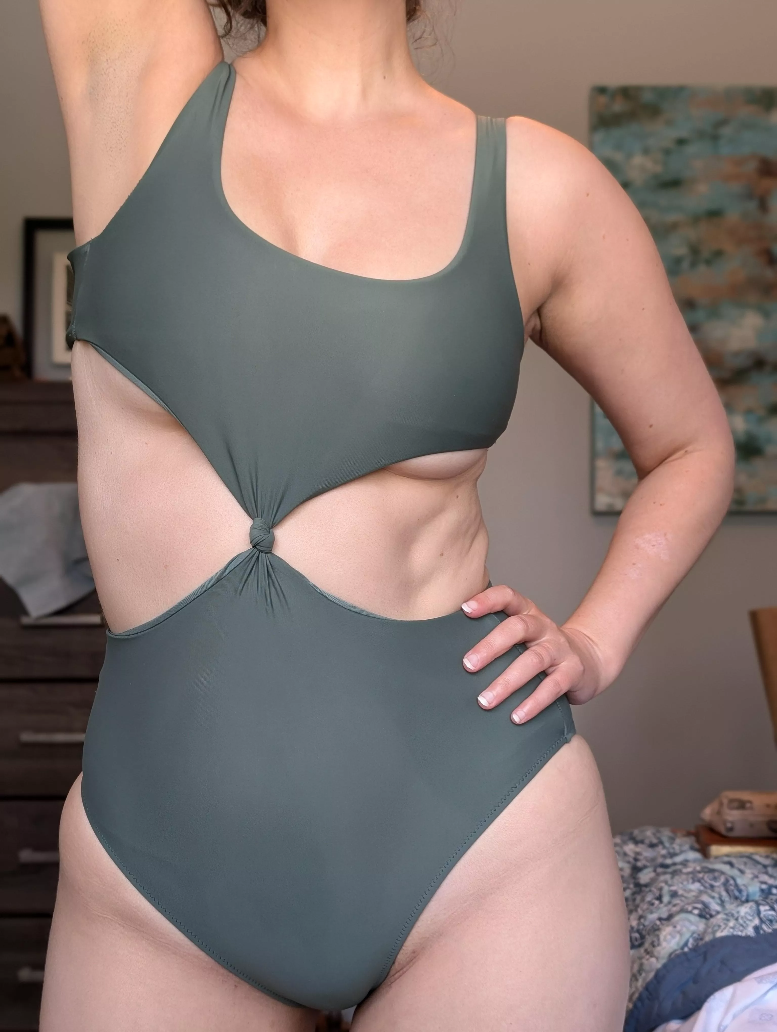 This suit is great for showing underboob