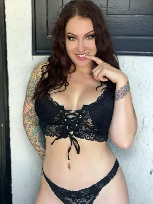 Wanna get naughty with me?