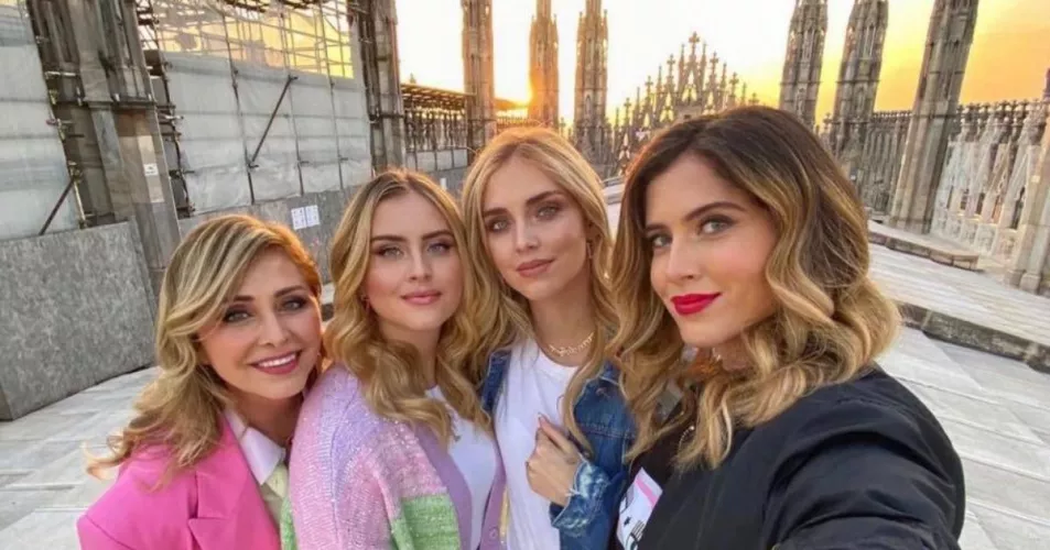 Which would you take in pussy and ass and mouth APM