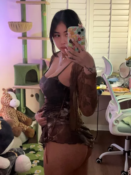 would you mount me from behind and empty your balls into me? 😉