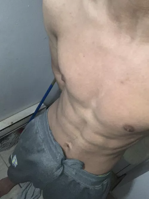 Anyone wanna suck me off?