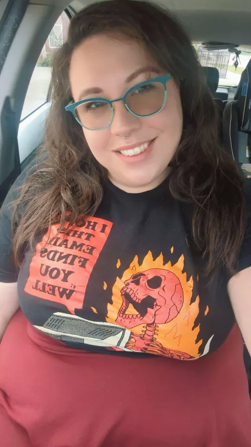 Hey there! Just wanted to share my outfit!