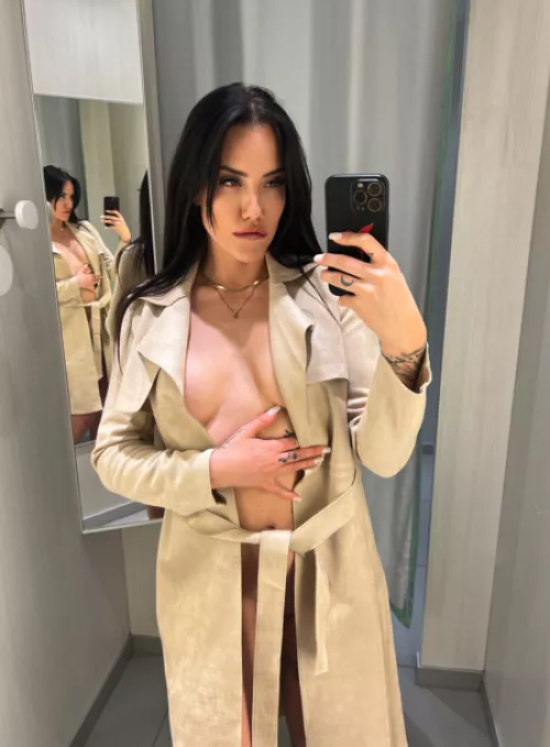 I swear im horny like 99% of the time can you help me out? Lets cum together baby