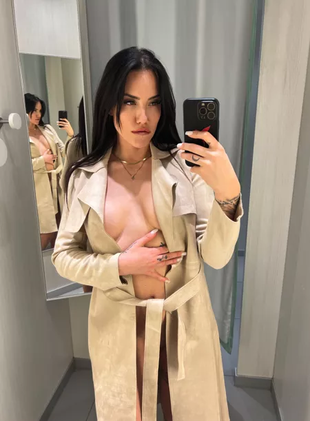 I swear im horny like 99% of the time can you help me out? Lets cum together baby