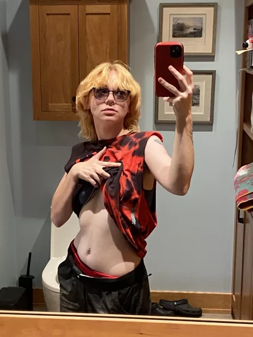 mid work selfies I could be sending to you 