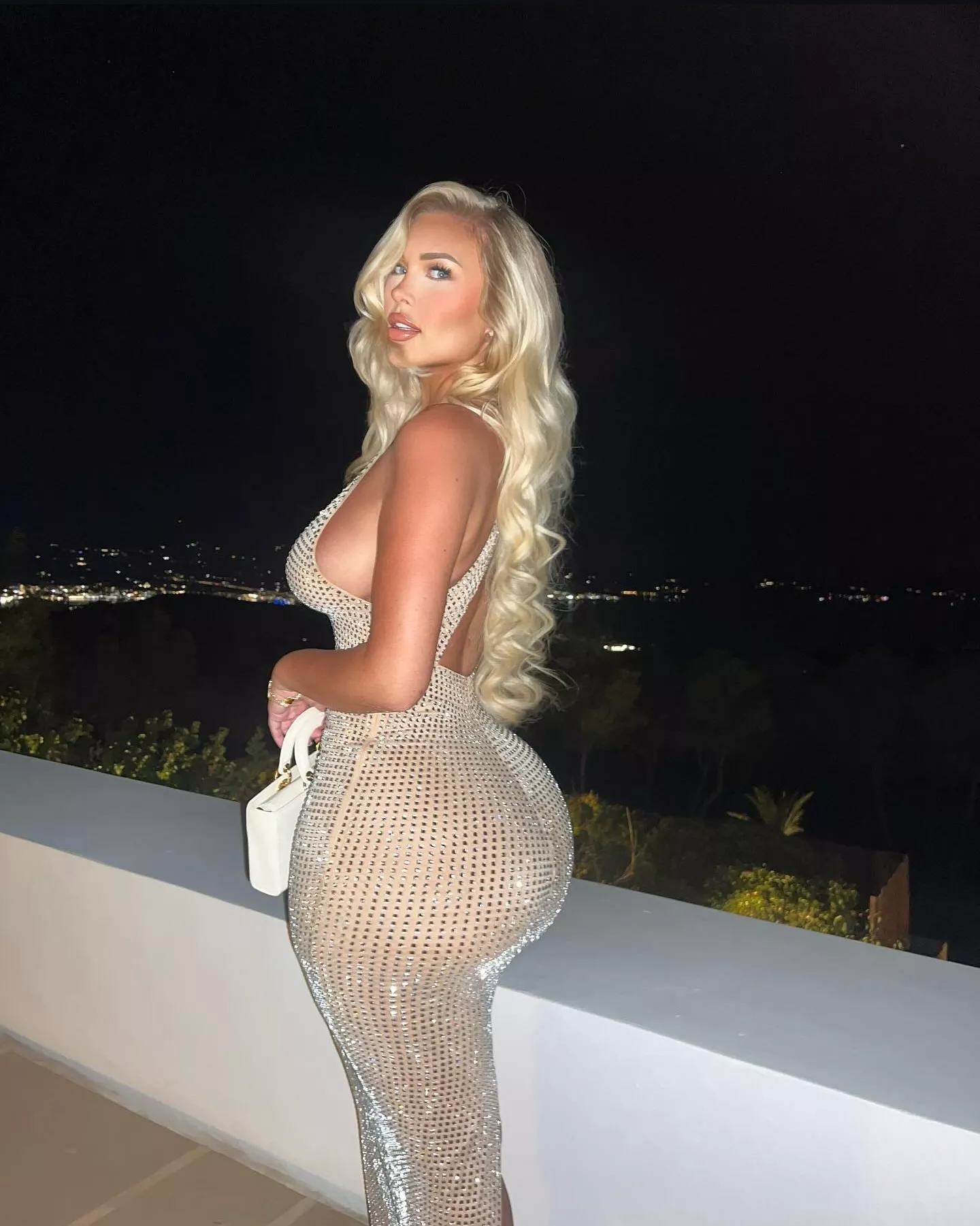 Sophie Throphy night out 