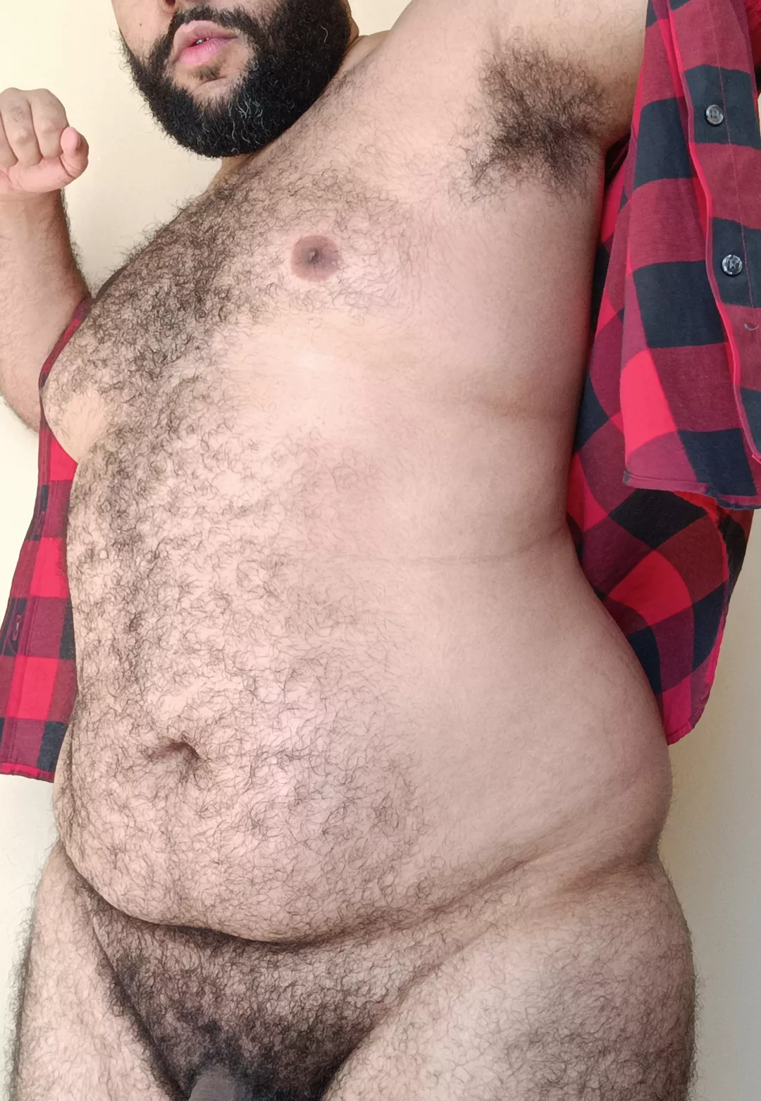Taking off my clothes before work, who wants to feel how my pits are?