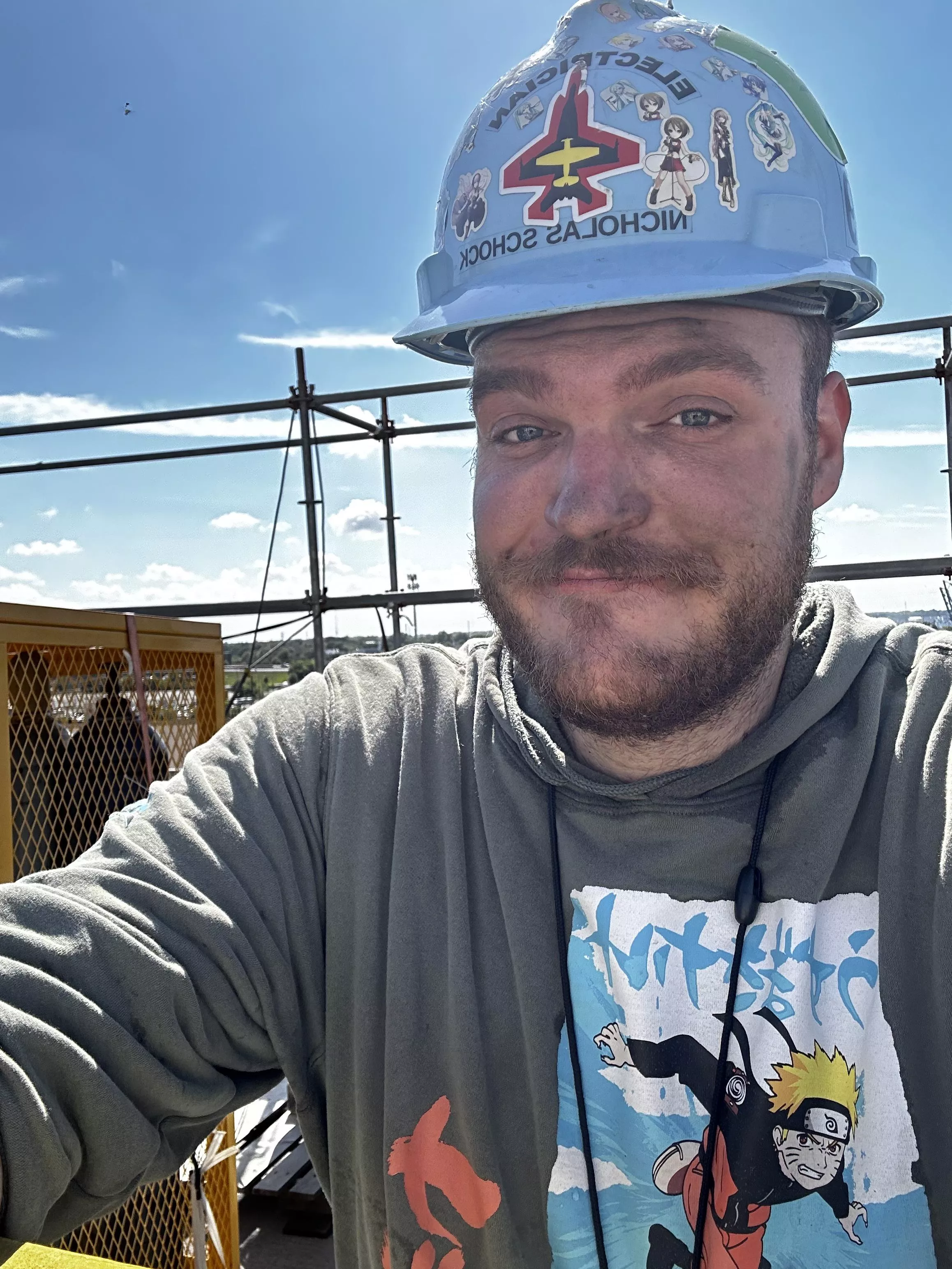 The sun is out! And I’m all dirty 😅