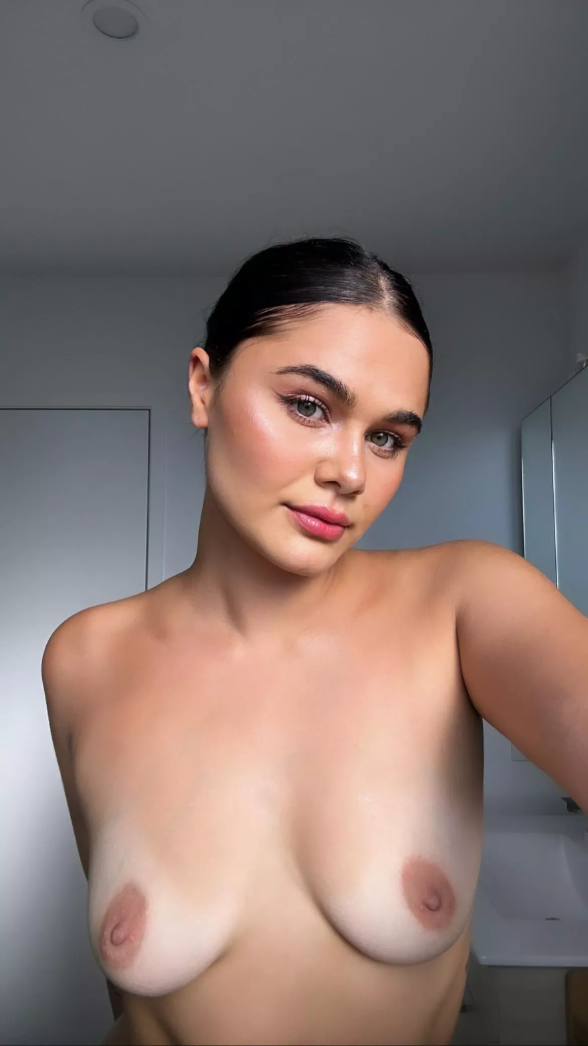 18F My boobs grew on me