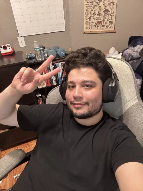 (27) Any Valorant players N.A. wanna play?