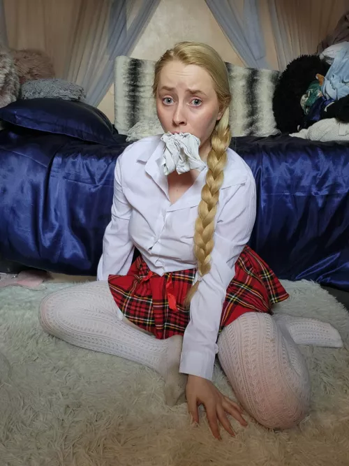4'8 naughty blonde gagged with dirty panties 