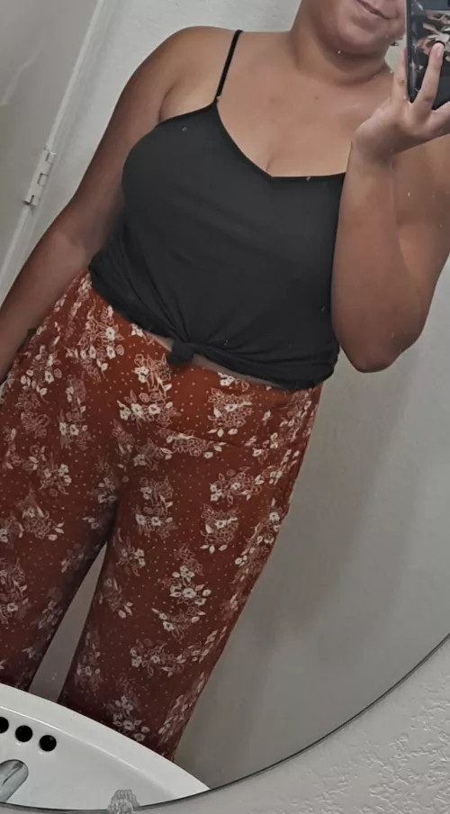 A comfy outfit to run errands in 