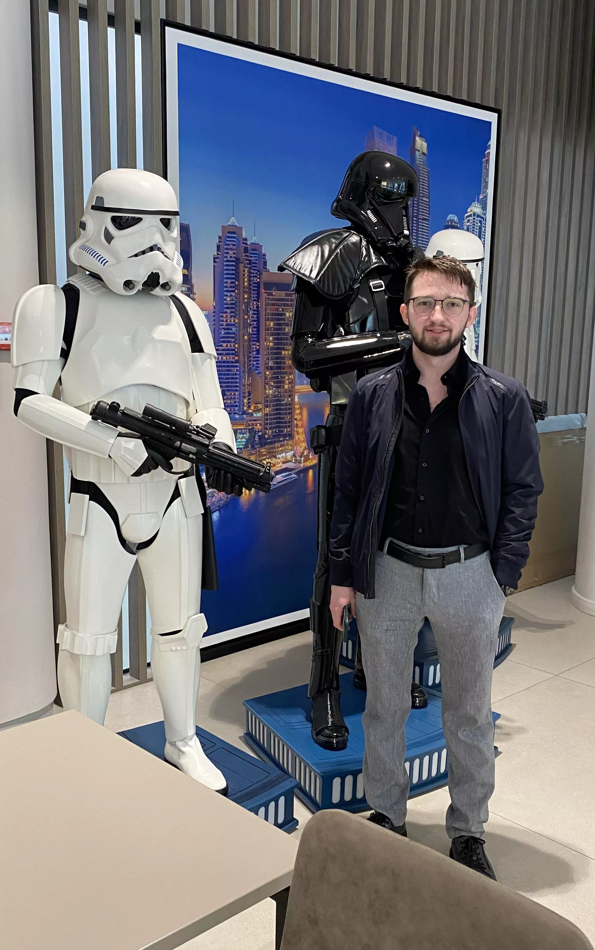 Hey! Let’s chat :)