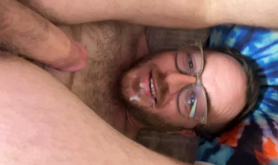 Love tasting my own cum 💦🤓😛💗