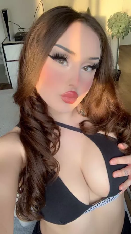 Take me to the bedroom, I’m ready to take all of you
