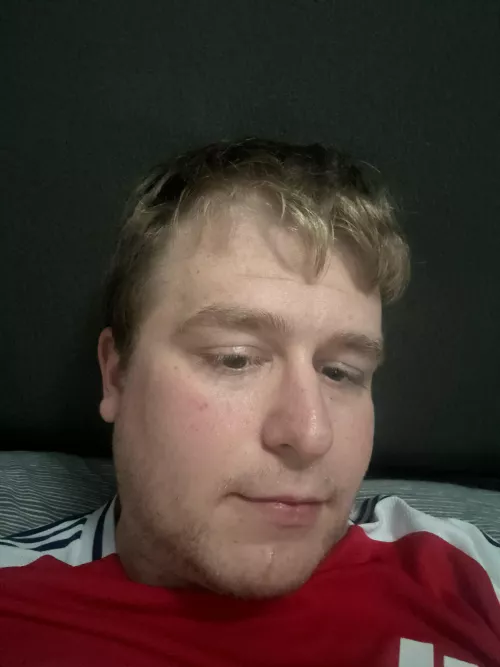 28 hi people I love playing marvel or dc games and fifa pop up for a chat 