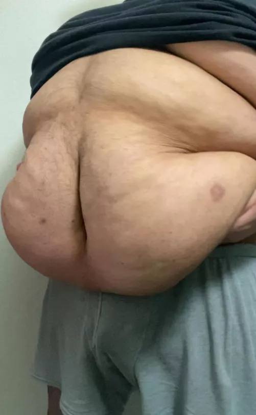 any girls down for fun? 