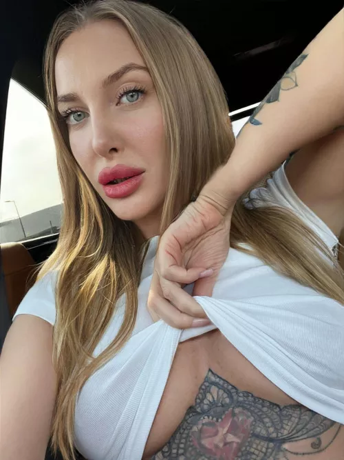 Can I take off this top?