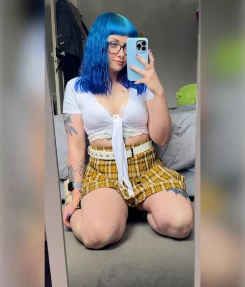 different vibes pairing this skirt with white instead of black 💛🤍